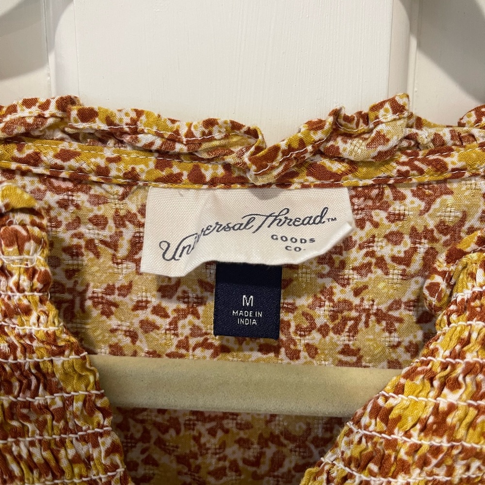 Universal Thread flowered shirt - Picture 2 of 5